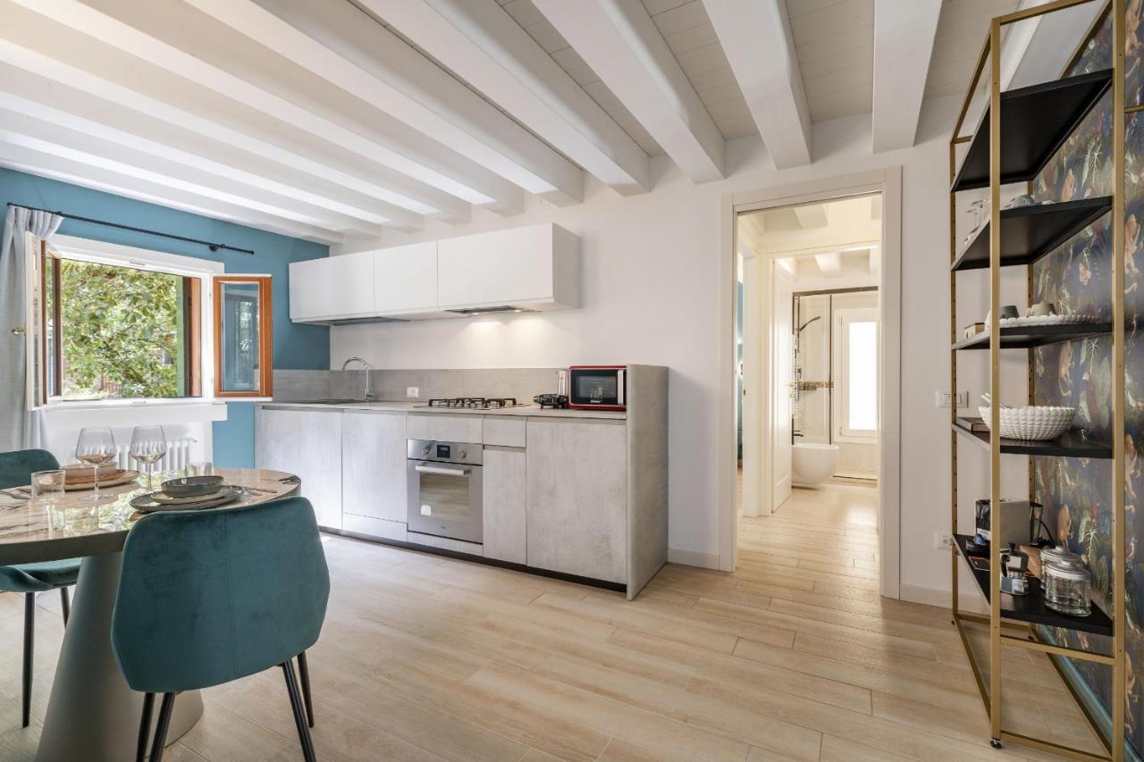 Ca' San Carlo Residence By Wonderful Italy Венеция Екстериор снимка