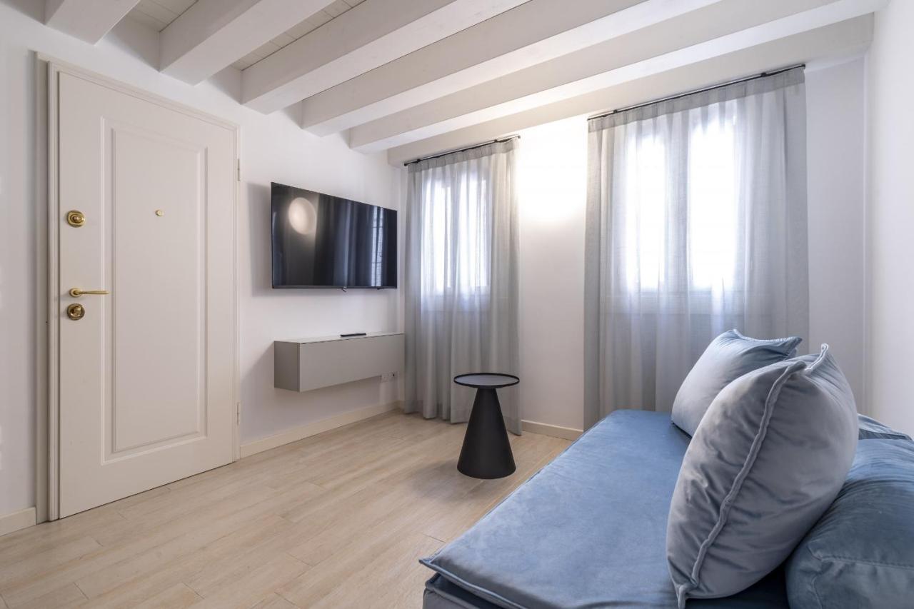 Ca' San Carlo Residence By Wonderful Italy Венеция Екстериор снимка