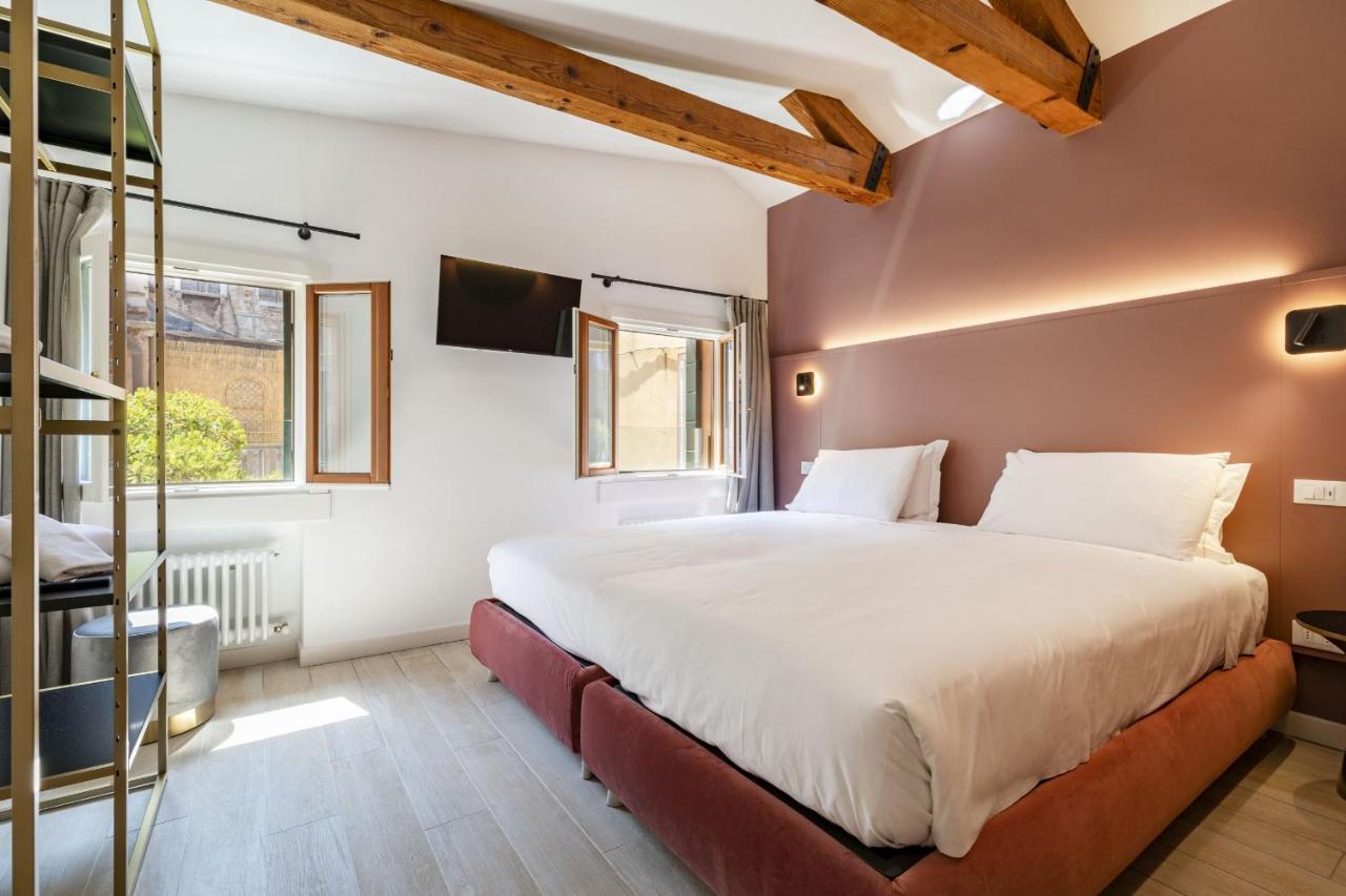 Ca' San Carlo Residence By Wonderful Italy Венеция Екстериор снимка
