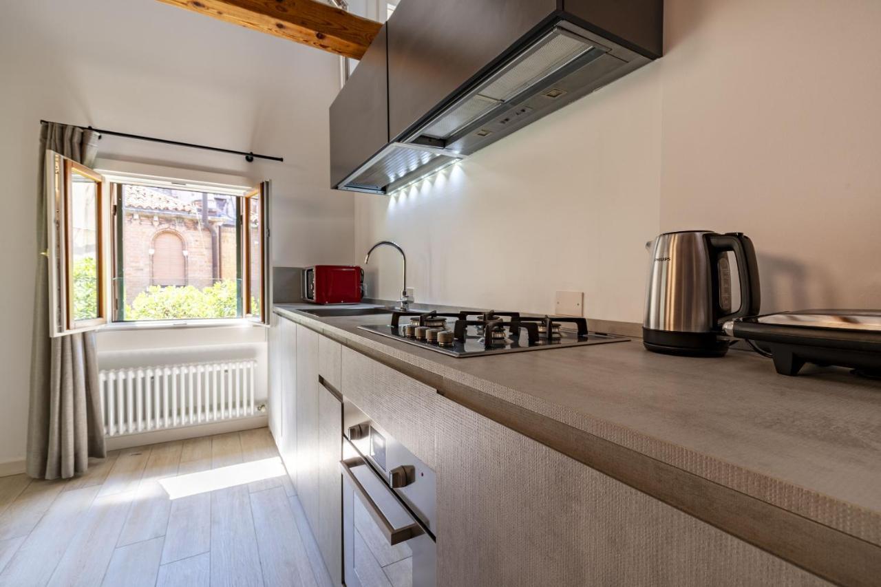 Ca' San Carlo Residence By Wonderful Italy Венеция Екстериор снимка