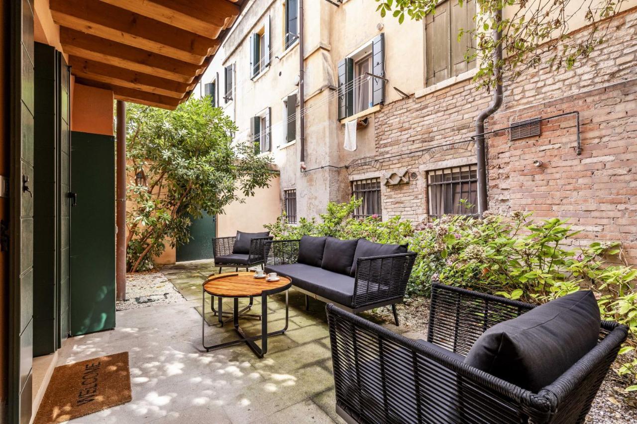 Ca' San Carlo Residence By Wonderful Italy Венеция Екстериор снимка