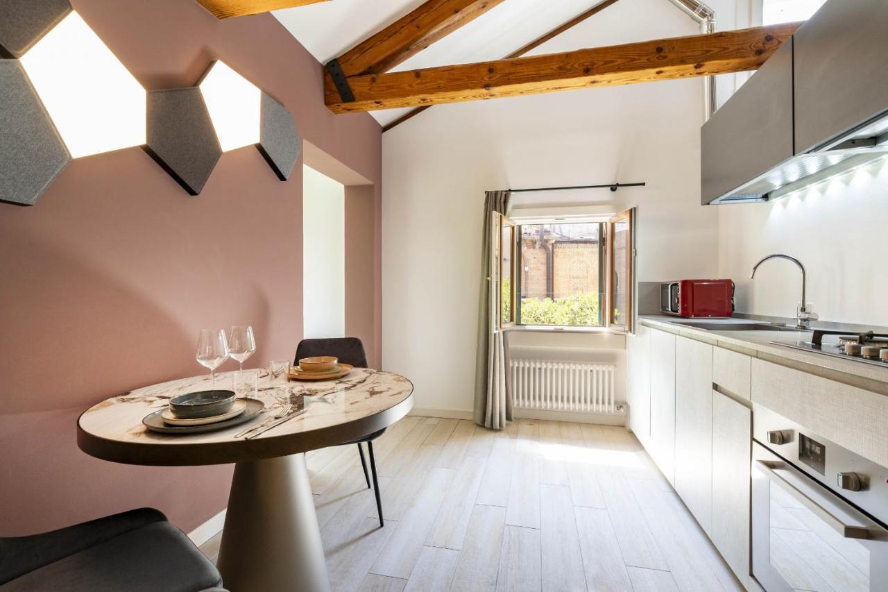 Ca' San Carlo Residence By Wonderful Italy Венеция Екстериор снимка